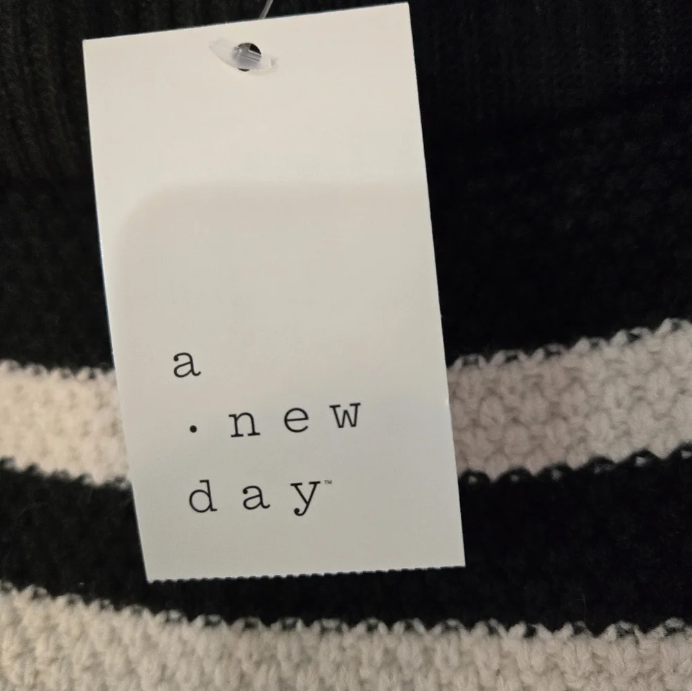 NWT, A New Day, Black and White Striped Skirt XXL. - Picture 3 of 6